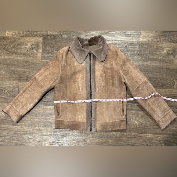 Cashew Reversible women’s shearling. Size S. - Picture 9 of 11